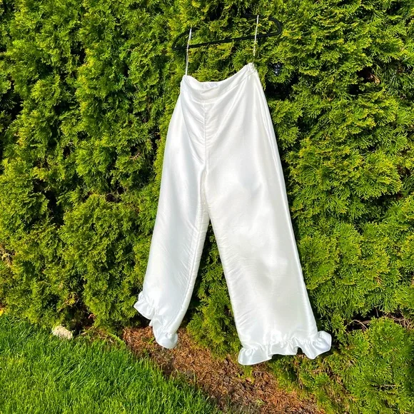 Alexandra Greco, Size 8, Set, White pearl colou - Picture 1 of 7